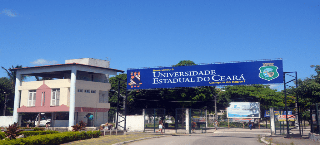 Correção de matemática da prova UECE feita pelos professores Hélio e Garabetti