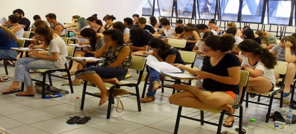 FUVEST divulga ranking de concorrência das carreiras para o vestibular 2022
