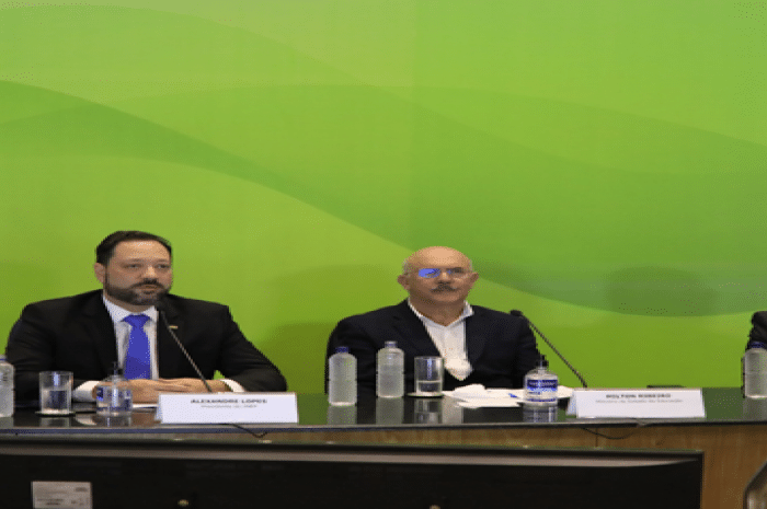 Mais de 2,6 milhões participam do primeiro dia_6599547ae8c86.png