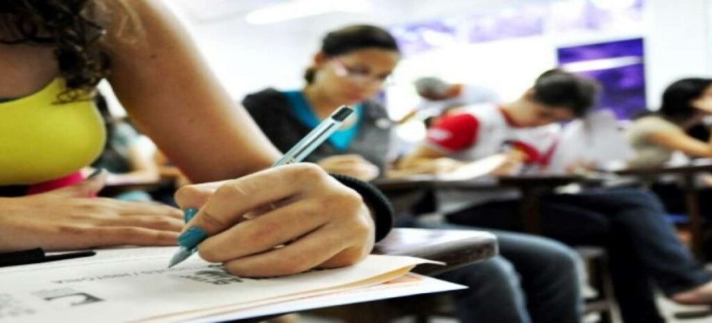 Nota do Enem 2020 não será obrigatória para Sisu e ProUni em 2021