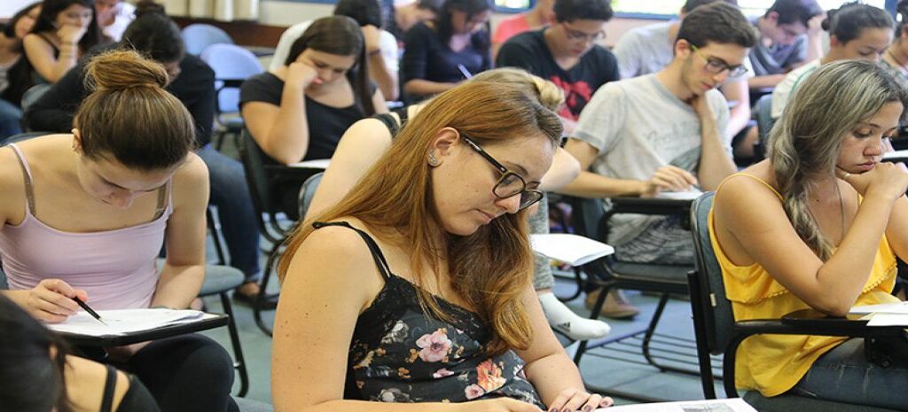 Número de inscritos para Fuvest registra crescimento