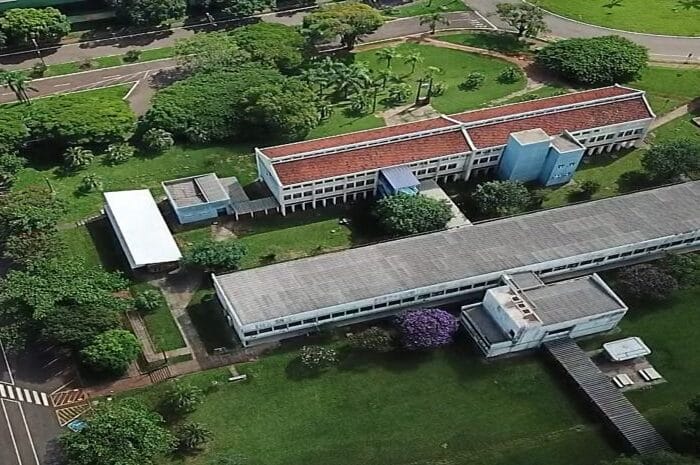 Por conta da pandemia, a UEL suspendeu os vestibulares inicialmente programados para março_6599551605a15.jpeg