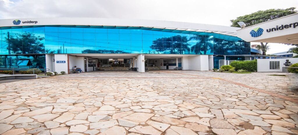 Prazo para inscrição no vestibular de Medicina da Uniderp é prorrogado