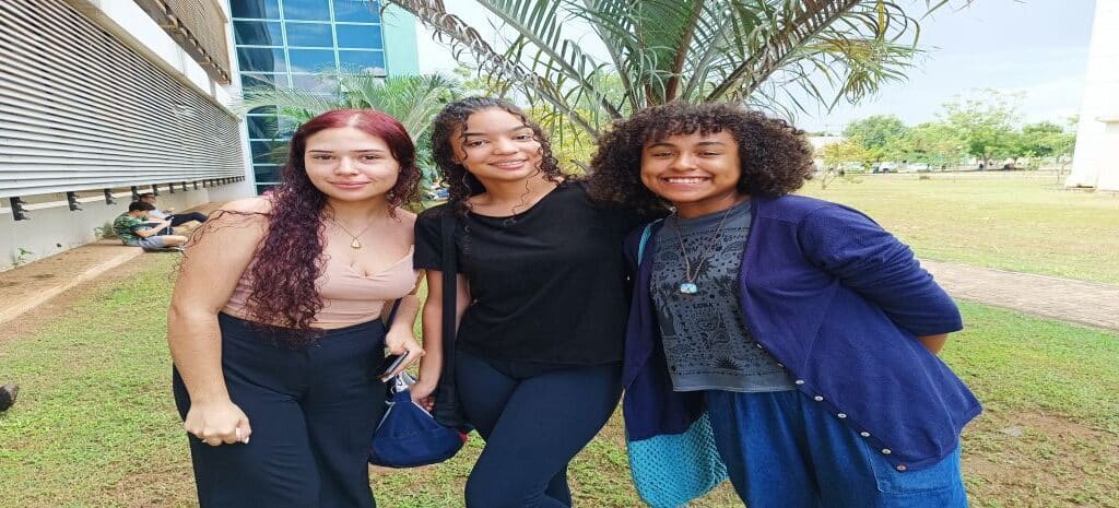 Tema da redação do Vestibular UFT/UFNT 2023/2 fala sobre o individualismo na sociedade