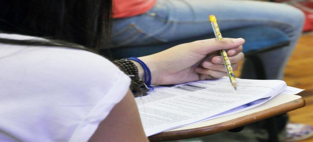 UEL realiza Vestibular 2022 em fase única para mais de 22 mil candidatos neste domingo