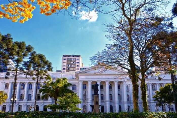 UFPR receberá inscrições para o Vestibular 2023 entre 18 de julho e 31 de agosto_65995a752c2ee.jpeg