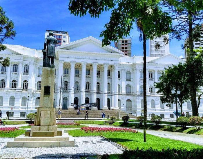 Obras obrigatórias para o Vestibular 2025 da UFPR