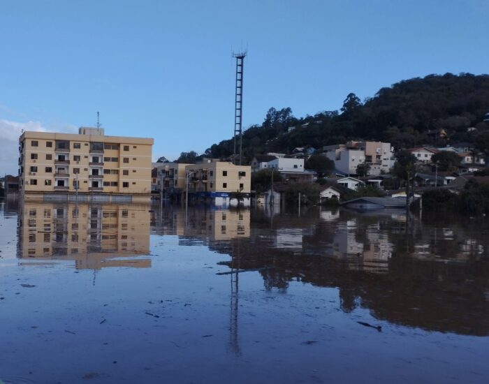 Enchentes RS 2024 A Maior Tragédia Ambiental da História do RS