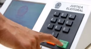 História da urna eletrônica no Brasil e sua evolução
