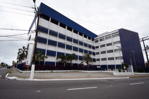 As unidades das Etecs em Praia Grande abriram inscrições para o Vestibulinho, oferecendo centenas de vagas em cursos técnicos gratuitos e integrados ao ensino médio na Baixada Santista.