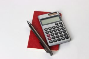 Qual é a diferença entre o CE e C da calculadora?