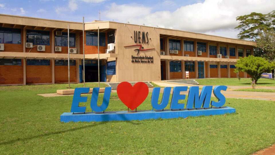 UEMS contrata Fapec por R$ 889 mil para organizar vestibular 2027